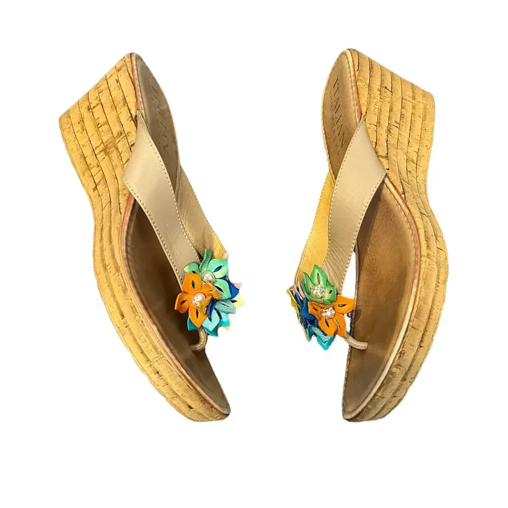 Italian Shoemakers Wedge Sandals 6 Beige Thong Cork Floral Casual Boho Beach
